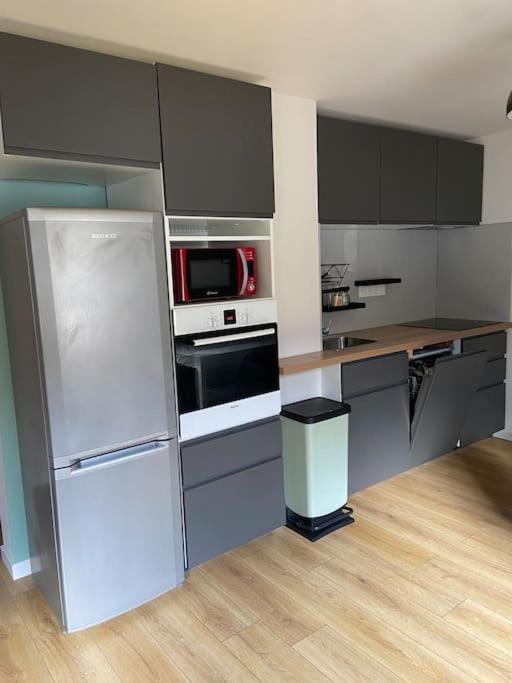 3 Chambres, Calme, Vue Imprenable, Refait A Neuf Le Monetier-les-Bains Exterior photo